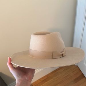 Urban Outfitters OU Flat Brim Felt Fedora